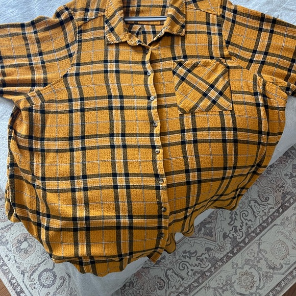 Torrid Plaid Button Down Shirt Size 4 | Mustard Yellow Flannel Oversized Top - Picture 4 of 5